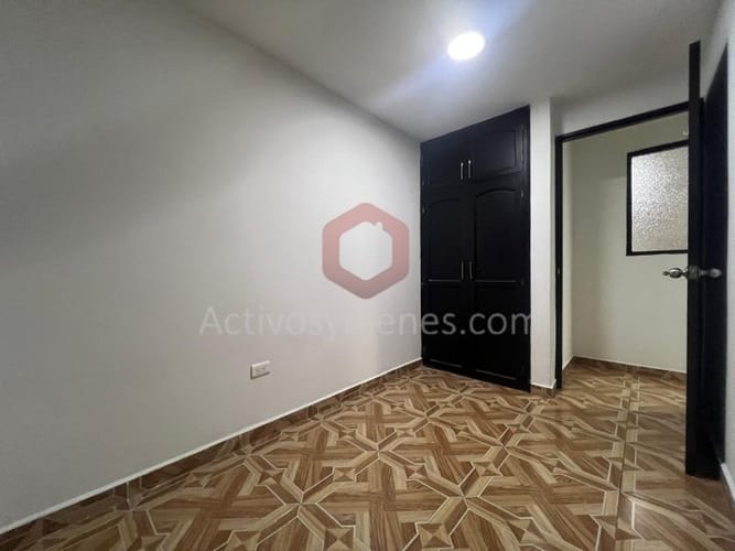 Casa de 4 alcobas en venta en San Isidro, Medellín, 105 m² · foto 12 de 24