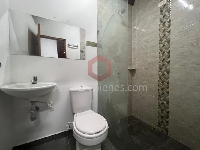 Casa de 4 alcobas en venta en San Isidro, Medellín, 105 m² · foto 16 de 24