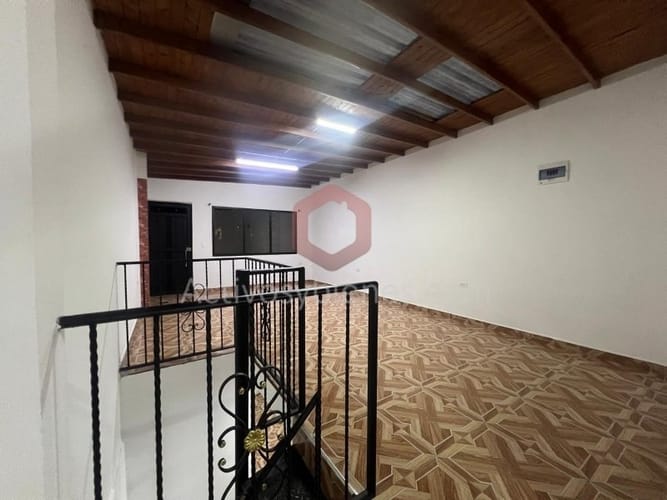 Casa de 4 alcobas en venta en San Isidro, Medellín, 105 m² · foto 17 de 24