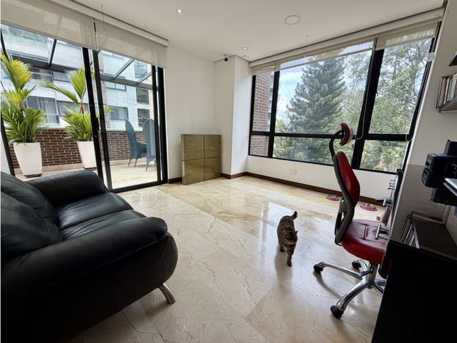 Apartamento de 3 alcobas en venta en Los Balsos, Medellín, 251 m² · foto 9 de 24