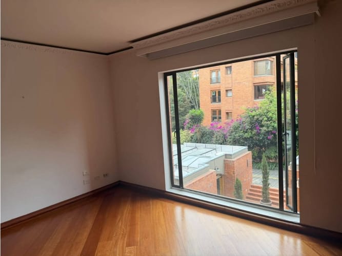 Apartamento de 2 alcobas en venta en La Carolina, Bogotá, 150 m² · foto 6 de 18