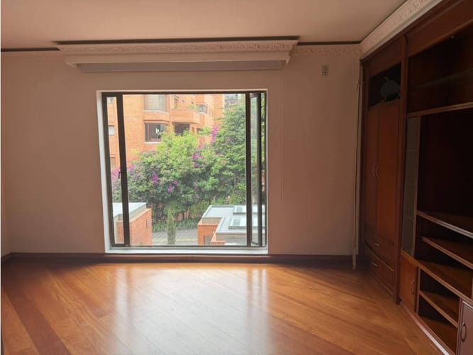Apartamento de 2 alcobas en venta en La Carolina, Bogotá, 150 m² · foto 8 de 18