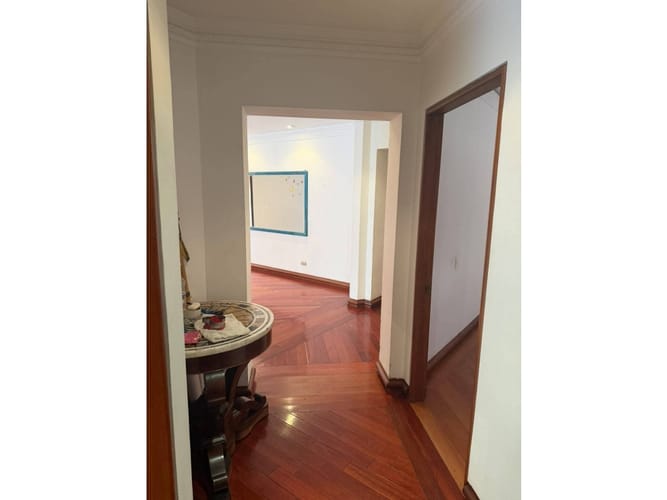 Apartamento de 2 alcobas en venta en La Carolina, Bogotá, 150 m² · foto 11 de 18