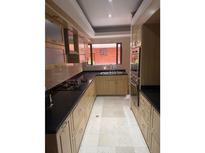 Apartamento de 2 alcobas en venta en La Carolina, Bogotá, 150 m² · foto 14 de 18