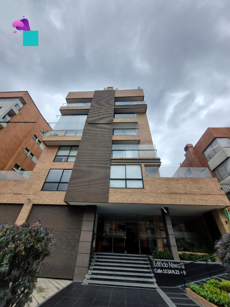Apartamento en venta en Chicó Navarra, Bogotá · foto 2 de 24