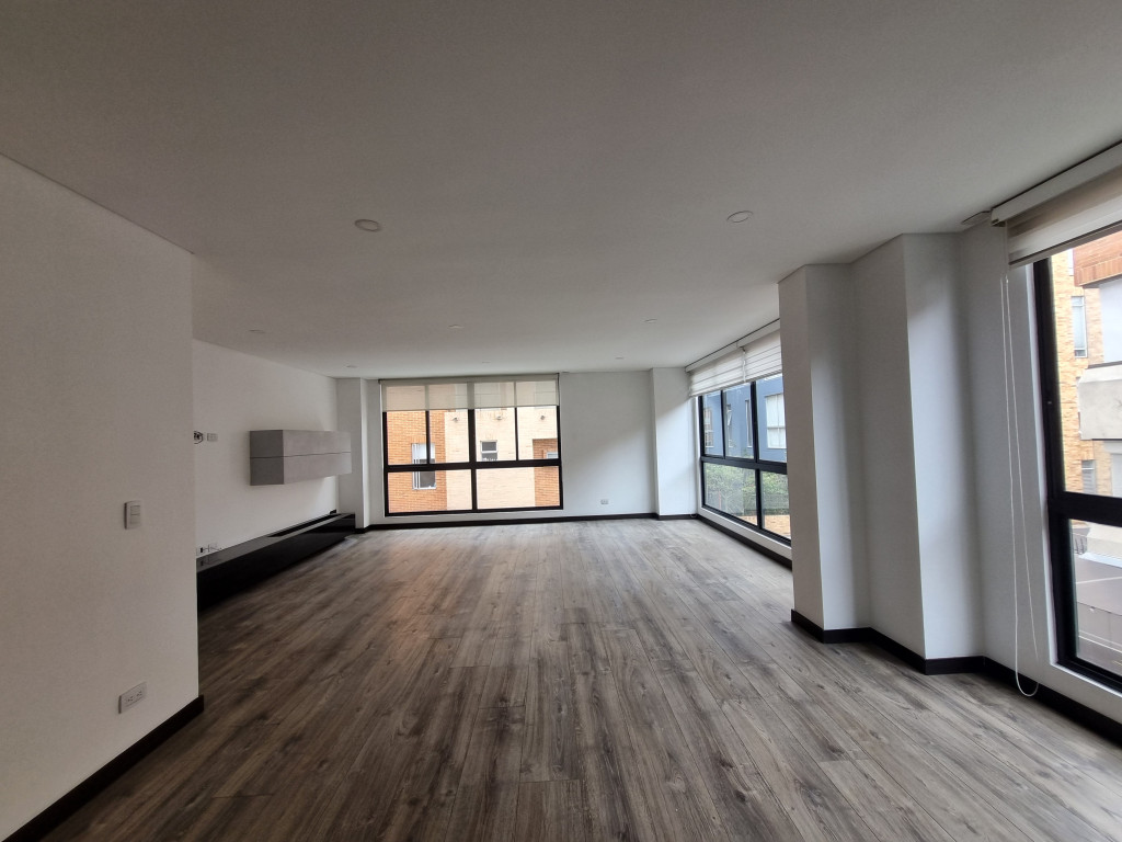 Apartamento en venta en Chicó Navarra, Bogotá · foto 3 de 24