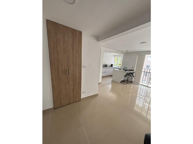 Apartamento en venta en Maria Auxiliadora, Medellín · foto 6 de 19