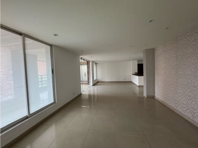 Apartamento de 4 alcobas en venta en El Peñon, Cali, 300 m² · foto 5 de 17