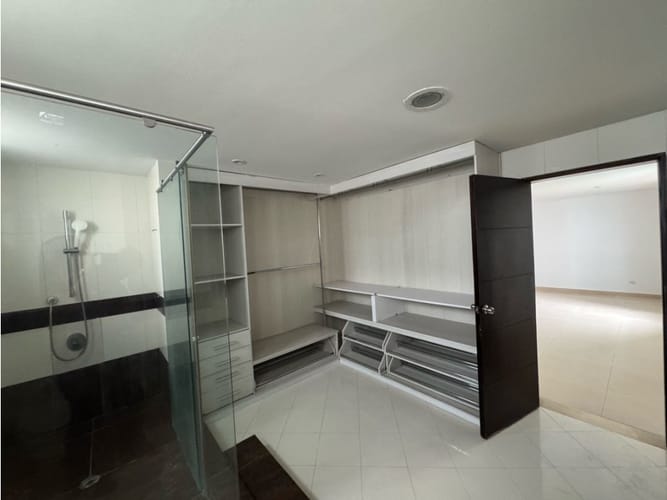 Apartamento de 4 alcobas en venta en El Peñon, Cali, 300 m² · foto 10 de 17