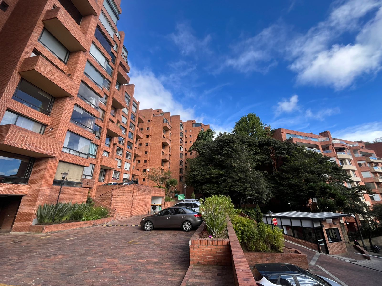 Apartamento en venta en Los Rosales, Bogotá · foto 17 de 20