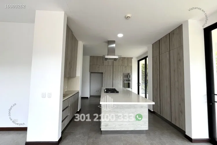 Casa de 4 alcobas en venta en Las Palmas, Envigado, 700 m² · foto 9 de 24