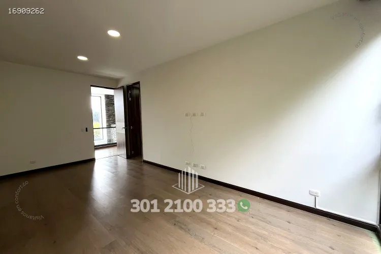 Casa de 4 alcobas en venta en Las Palmas, Envigado, 700 m² · foto 20 de 24