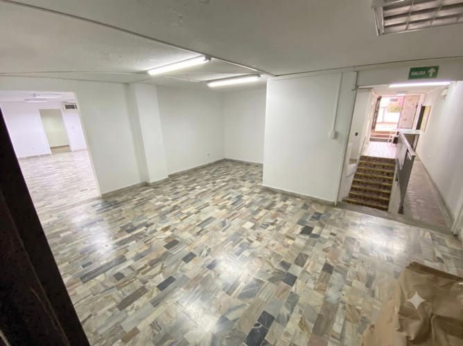Oficina en arriendo en Cristales, Cali, 400 m² · foto 11 de 16