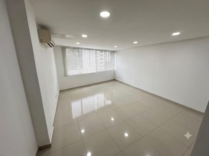 Oficina en arriendo en Cristales, Cali, 400 m² · foto 15 de 16