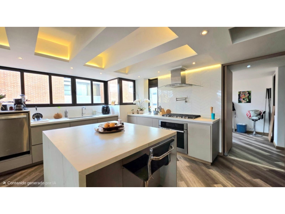 Apartamento en venta en Chico Norte, Bogotá · foto 2 de 17