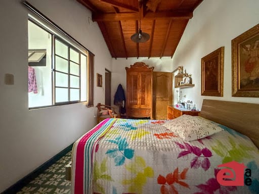 Casa de 13 alcobas en venta en Los Naranjos, Envigado, 427 m² · foto 5 de 20