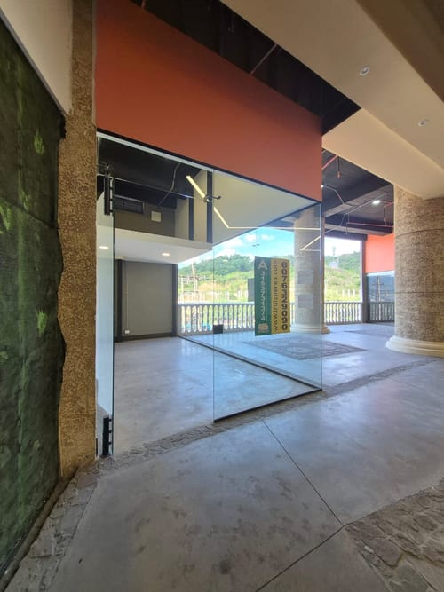 Local en arriendo en Ciudadela Villamil, Girón, 26 m² · foto 2 de 5