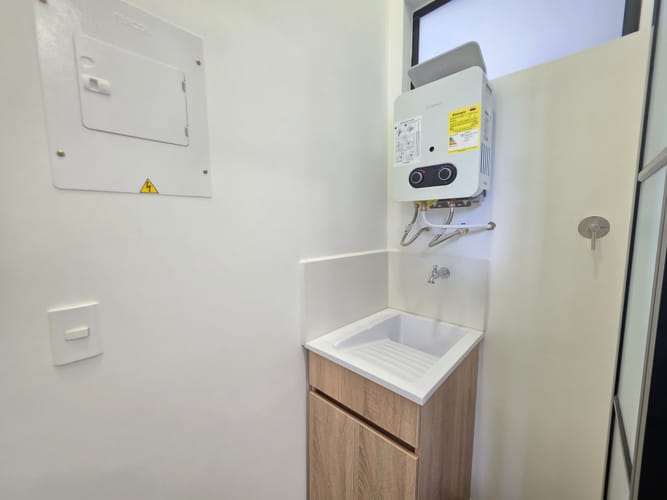Apartamento de 2 alcobas en arriendo en Loma Del Escobero, Envigado, 69 m² · foto 4 de 24