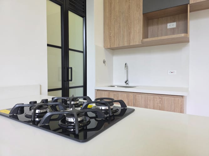 Apartamento de 2 alcobas en arriendo en Loma Del Escobero, Envigado, 69 m² · foto 5 de 24