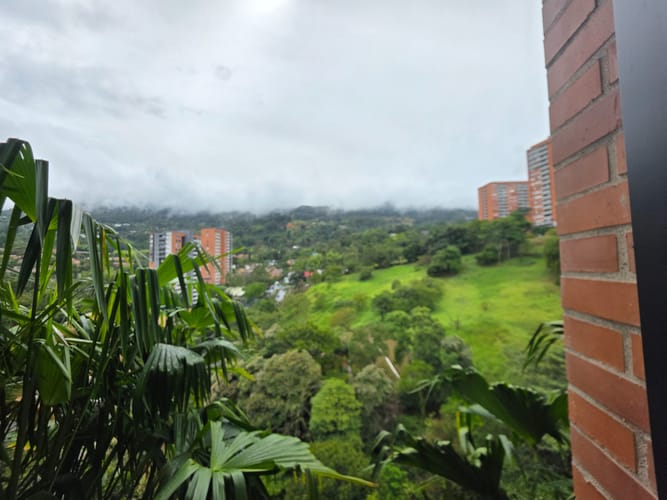 Apartamento de 2 alcobas en arriendo en Loma Del Escobero, Envigado, 69 m² · foto 22 de 24