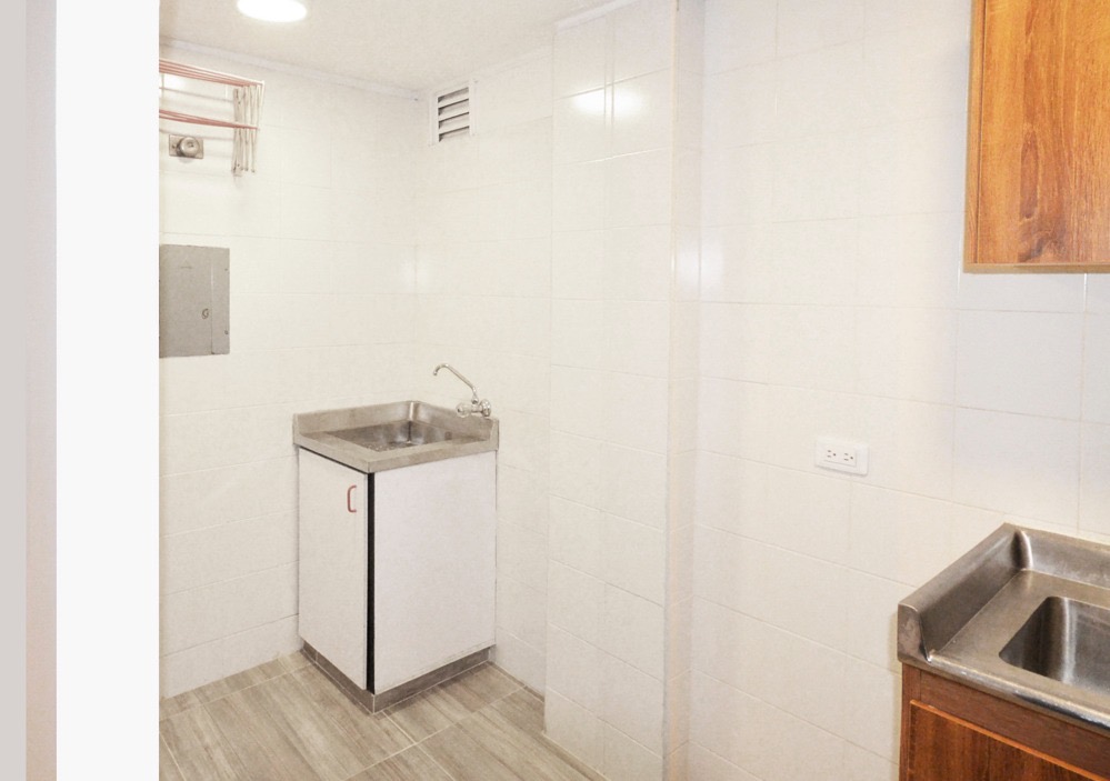 Apartamento en venta en Marly, Bogotá · foto 8 de 19