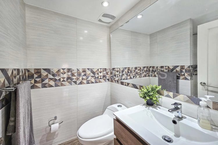 Casa de 4 alcobas en venta en El Batán, Bogotá, 300 m² · foto 22 de 24