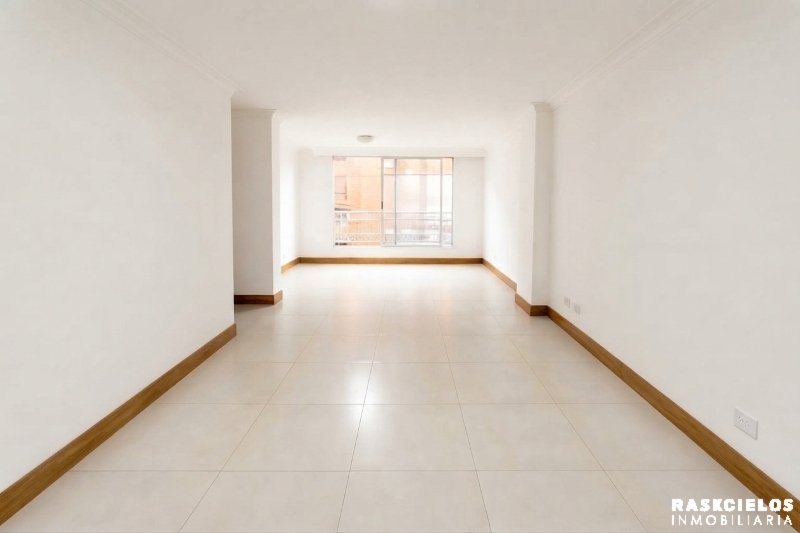 Apartamento en venta en Laureles Nogal, Medellín · foto 2 de 14