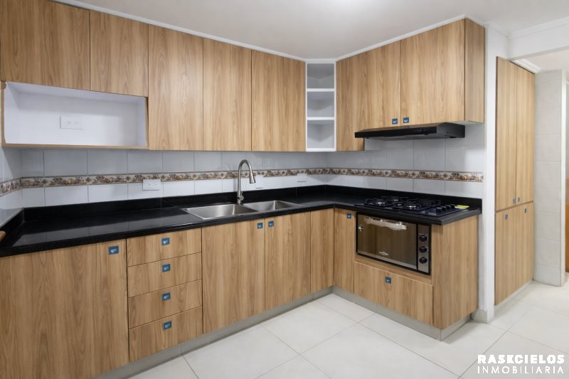 Apartamento en venta en Laureles Nogal, Medellín · foto 3 de 14