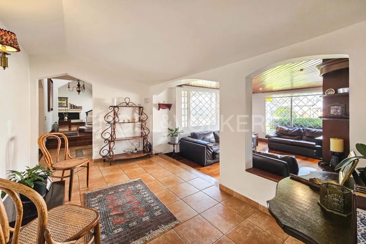 Casa de 4 alcobas en venta en El Batán, Bogotá, 300 m² · foto 12 de 24