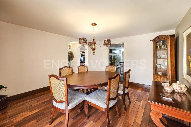 Casa de 4 alcobas en venta en El Batán, Bogotá, 300 m² · foto 6 de 24