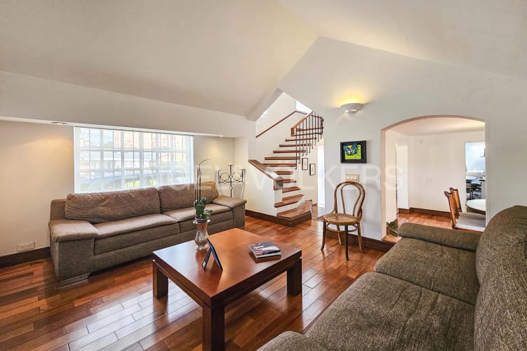 Casa de 4 alcobas en venta en El Batán, Bogotá, 300 m² · foto 4 de 24