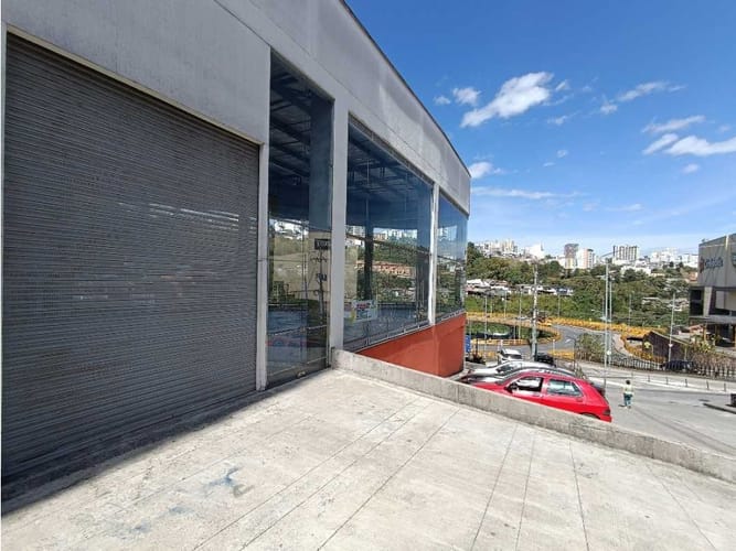Local en arriendo en La Carola, Manizales, 300 m² · foto 11 de 24
