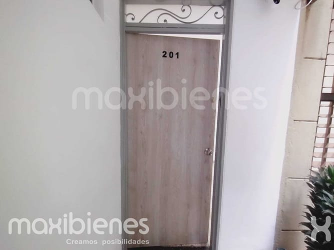 Oficina en arriendo en Estadio, Medellín, 30 m² · foto 8 de 10