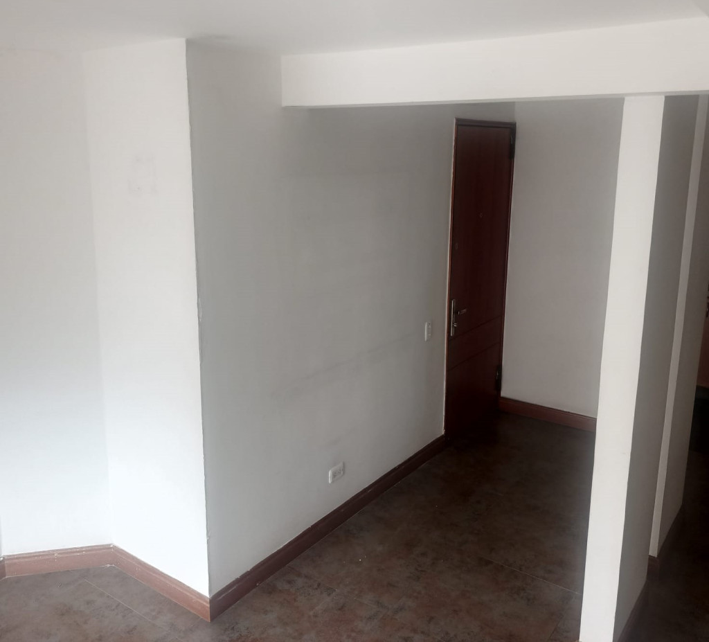 Apartamento en venta en La Floresta, Bogotá · foto 8 de 16