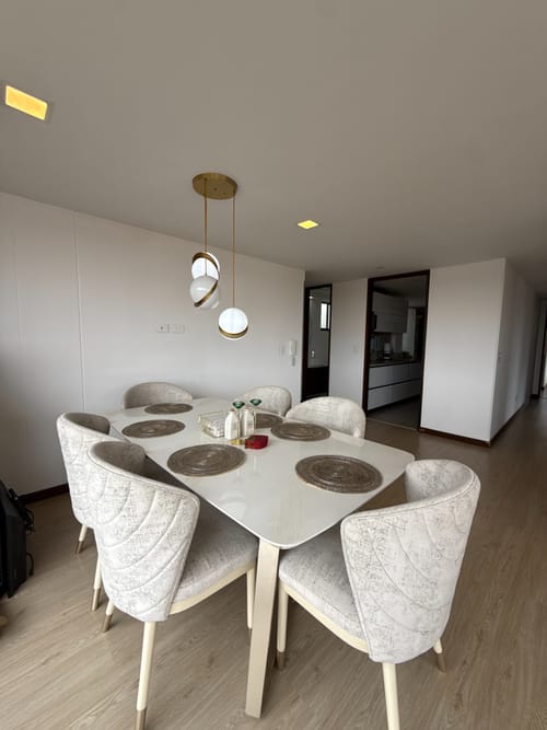 Apartamento de 3 alcobas en venta en Bella Suiza, Bogotá, 127 m² · foto 5 de 22