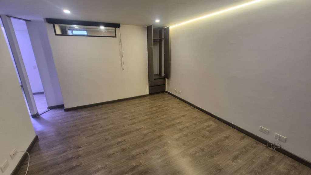 Apartamento en venta en Santa Barbara Central, Bogotá · foto 10 de 16