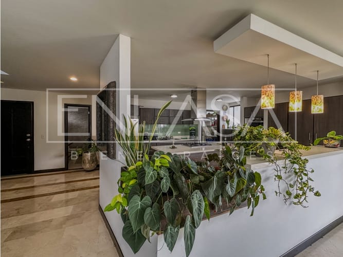 Apartamento de 3 alcobas en venta en Arboledas, Cali, 257 m² · foto 6 de 24