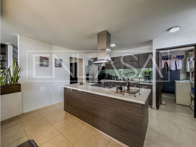 Apartamento de 3 alcobas en venta en Arboledas, Cali, 257 m² · foto 12 de 24