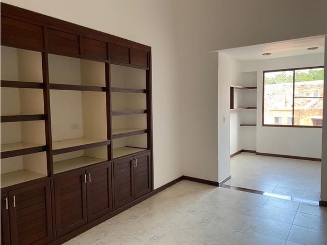 Casa de 4 alcobas en venta en Ciudad Jardin, Cali, 250 m² · foto 11 de 15