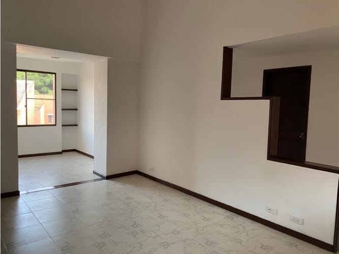 Casa de 4 alcobas en venta en Ciudad Jardin, Cali, 250 m² · foto 12 de 15