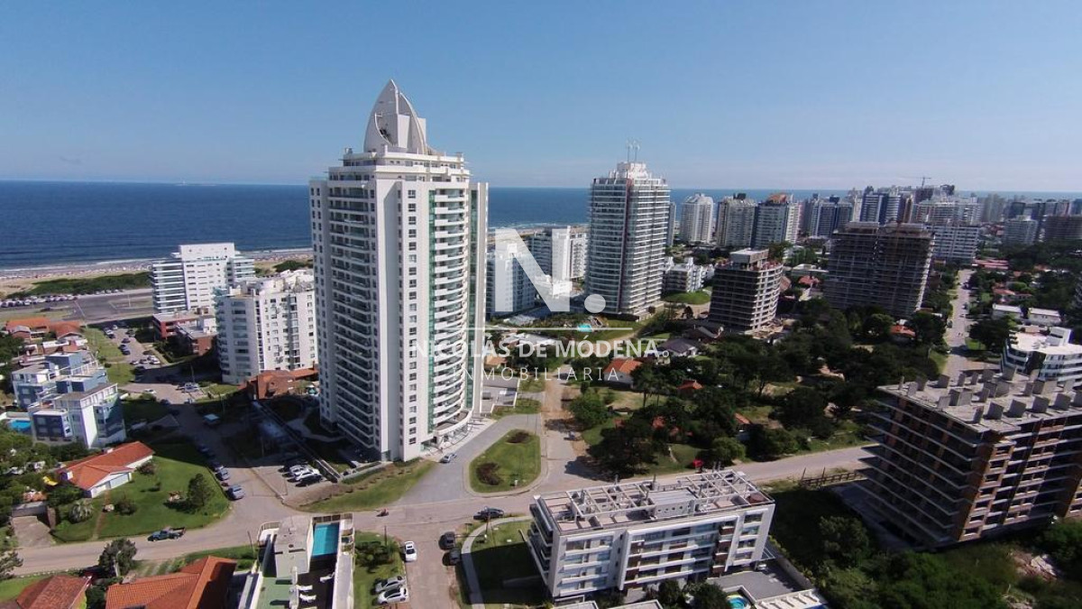 Apartamento en venta en Playa Brava