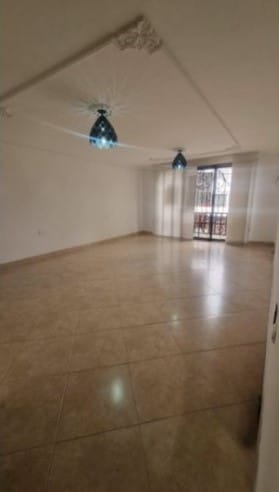Casa de 5 alcobas en venta en Santa Teresita, Medellín, 180 m² · foto 2 de 24