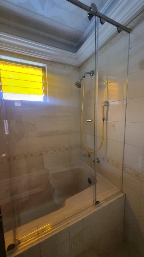 Casa de 5 alcobas en venta en Santa Teresita, Medellín, 180 m² · foto 15 de 24