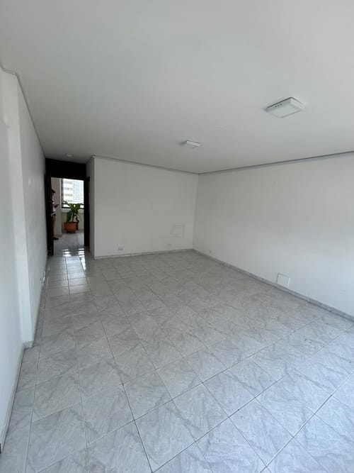 Oficina en venta en San Pedro, Cali, 65 m² · foto 8 de 10