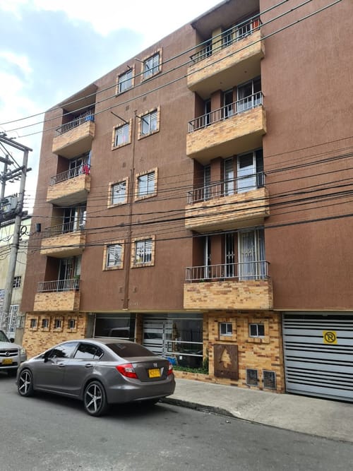 Apartamento de 3 alcobas en venta en Engativá, Bogotá, 47 m² · foto 16 de 16
