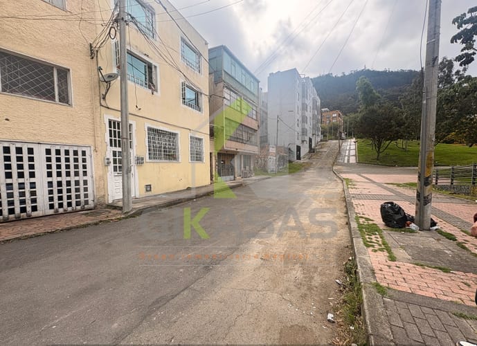 Apartamento de 4 alcobas en arriendo en Centro Internacional, Bogotá, 90 m² · foto 24 de 24