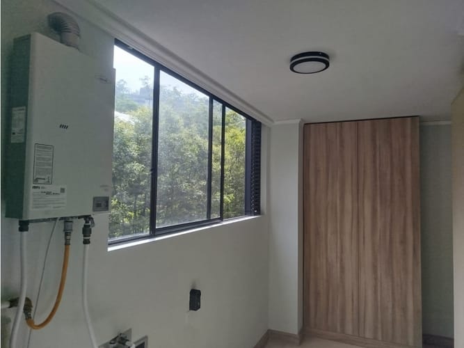 Apartamento en venta en El Poblado, Medellín · foto 7 de 24