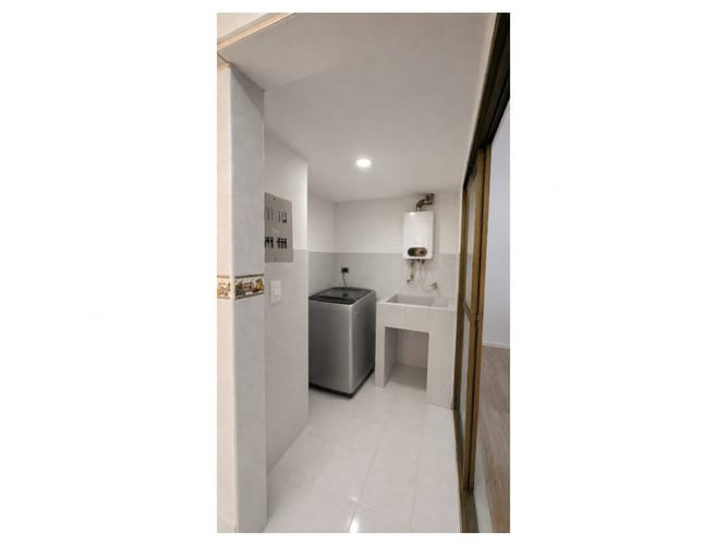 Apartamento en venta en Cedritos, Bogotá · foto 4 de 21