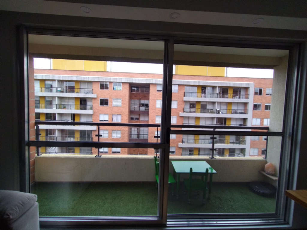 Apartamento en venta en San Jose, Mosquera · foto 4 de 23
