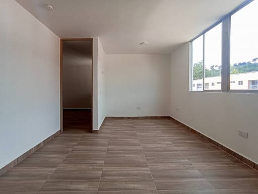 Apartamento de 1 alcoba en venta en San Nicolas, La Ceja, 50 m² · foto 5 de 10